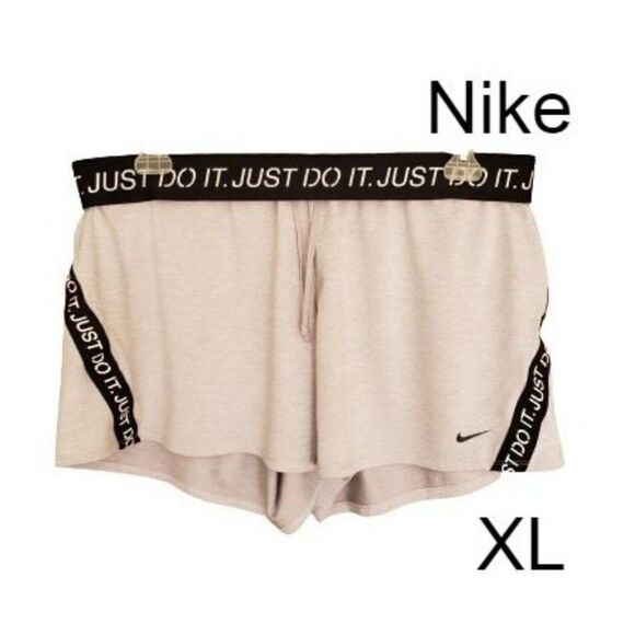 Nike Women's XL Shorts Dri-Fit Training 5" Athletic Shorts Grey Black XL NWOT - Picture 1 of 11
